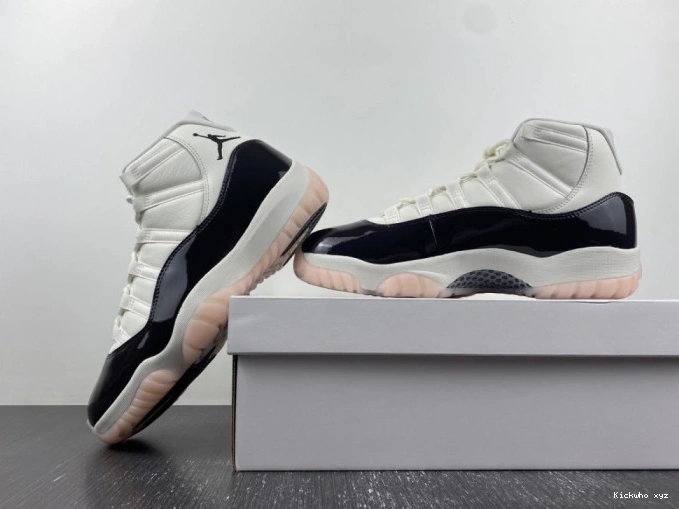 11 Neapolitan Jordan Air AR0715-101 0802